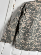 Load image into Gallery viewer, Surplus US Army ACU Combat Uniform Jacket-Medium Regular - The Militaria Shop