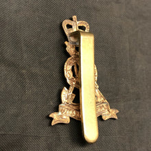 Load image into Gallery viewer, Original British Army Cap/Beret Badge - Labour Corps - The Militaria Shop