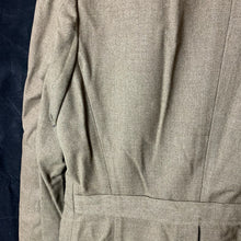 Lade das Bild in den Galerie-Viewer, Original WW2 US Army Class A Dress Jacket 1940 - Private Ryan Prop - 39 Regular - The Militaria Shop