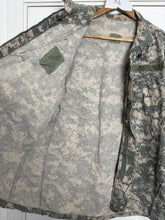 Load image into Gallery viewer, Surplus US Army ACU Combat Uniform Jacket -Size Medium-Regular - The Militaria Shop