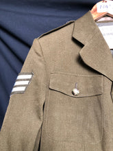 Lade das Bild in den Galerie-Viewer, Grade 1 Used British Army Paratrooper No.2 Dress Uniform Jacket - Size 170/96/88 - The Militaria Shop