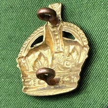 Load image into Gallery viewer, Original WW1/WW2 British Army Rank Crown - The Militaria Shop