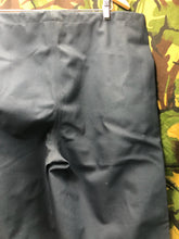 Lade das Bild in den Galerie-Viewer, Vintage Royal Mail Stormproof Leggings Trousers - 34-38" Waist - The Militaria Shop