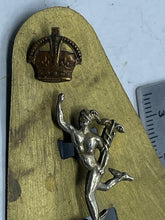 Load image into Gallery viewer, Original British Army Royal Corps of Signals Cap Badge - The Militaria Shop