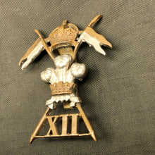 Charger l'image dans la galerie, Original British Army Cap/Beret Badge - 12th Lancers - The Militaria Shop