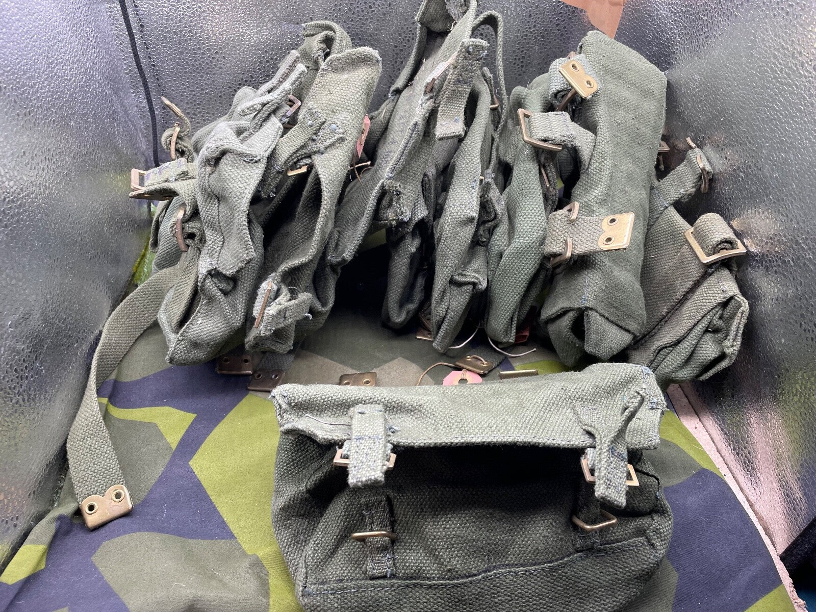 Original Unissued British Army Pattern '14 Linesman's Canvas Pouch - Unissued - The Militaria Shop