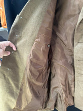 Charger l'image dans la galerie, British Army Surplus No.2 Service Dress Jacket - Size 176/112/104 - The Militaria Shop