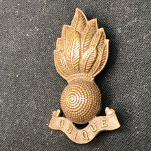 Load image into Gallery viewer, Genuine WW2 British Army Brass Cap Badge - Royal Engineers - The Militaria Shop