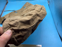 Lade das Bild in den Galerie-Viewer, Original WW2 British Army Tank 'Pixie' Suit Hood with Brass Poppers - The Militaria Shop