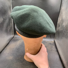 Lade das Bild in den Galerie-Viewer, Genuine British Army Forces Beret - Light Infantry - Size 59 - The Militaria Shop