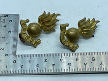 Charger l'image dans la galerie, Original Pair of British Army Royal Engineers Collar Badges - The Militaria Shop
