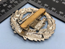 Charger l'image dans la galerie, Genuine British Army Northamptonshire Regiment Cap Badge - The Militaria Shop