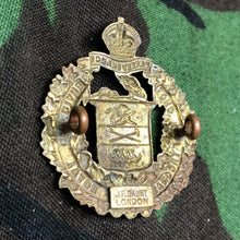 Load image into Gallery viewer, Original Canadian Army Lord Strathcona's Horse (Royal Canadians) Cap Badge - The Militaria Shop