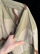 Load image into Gallery viewer, Gulf War US Army DCU Camouflaged Combat Field Coat/Jacket - Large/X-Long - The Militaria Shop