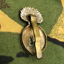 Lade das Bild in den Galerie-Viewer, Original WW1 British Cap Badge - Royal Welch Fusiliers - The Militaria Shop
