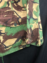 Charger l'image dans la galerie, Genuine British Army 68 Pattern DPM Field Jacket Smock - 36" Chest - The Militaria Shop