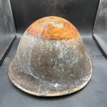 Charger l'image dans la galerie, Original British Army Mk4 Turtle Combat Helmet - The Militaria Shop