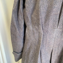 Charger l'image dans la galerie, Original British Army Foot Guards Greatcoat Other Ranks - Size 176/100 - The Militaria Shop