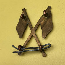Load image into Gallery viewer, Original WW2 British Army Brass Signallers Flag Sleeve Badge - The Militaria Shop
