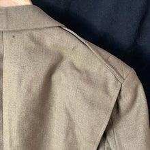 Lade das Bild in den Galerie-Viewer, Original WW2 US Army Class A Dress Jacket 1940 - Private Ryan Prop - 38" Large - The Militaria Shop