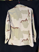Load image into Gallery viewer, Gulf War US Army DCU Camouflaged Combat Field Coat/Jacket - Large/Regular - The Militaria Shop