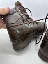 Load image into Gallery viewer, British Army Surplus Brown Leather Combat Boots - Altberg - Size UK 7 M - The Militaria Shop