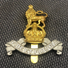 Load image into Gallery viewer, Original WW2 British Army Cap Badge - Royal Army Pay Corps - The Militaria Shop