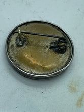 Charger l'image dans la galerie, Original WW1 / WW2 British Kings Shropshire Light Infantry Sweetheart Brooch - The Militaria Shop