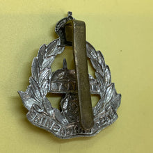 Charger l'image dans la galerie, Original WW1 British Army Cap Badge - East Lancashire Regiment - The Militaria Shop