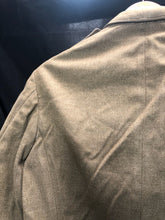 Lade das Bild in den Galerie-Viewer, Original WW2 US Army Class A Dress Jacket - Private Ryan Prop - 39" Long - The Militaria Shop