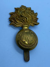 Load image into Gallery viewer, Original Canadian Army Les Royal Monts Fusiliers Cap Badge Post 1953 - The Militaria Shop