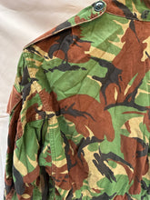 Load image into Gallery viewer, Genuine British Army 68 Pattern DPM Combat Jacket Smock - Size 4 - 36" Chest - The Militaria Shop