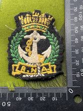 Charger l'image dans la galerie, Original British Royal Navy - Royal Navy Association Blazer Badge - The Militaria Shop