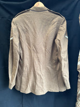 Lade das Bild in den Galerie-Viewer, Grade 1 British Army FAD No2 Dress Uniform Jacket - Size 182/108/100 - The Militaria Shop