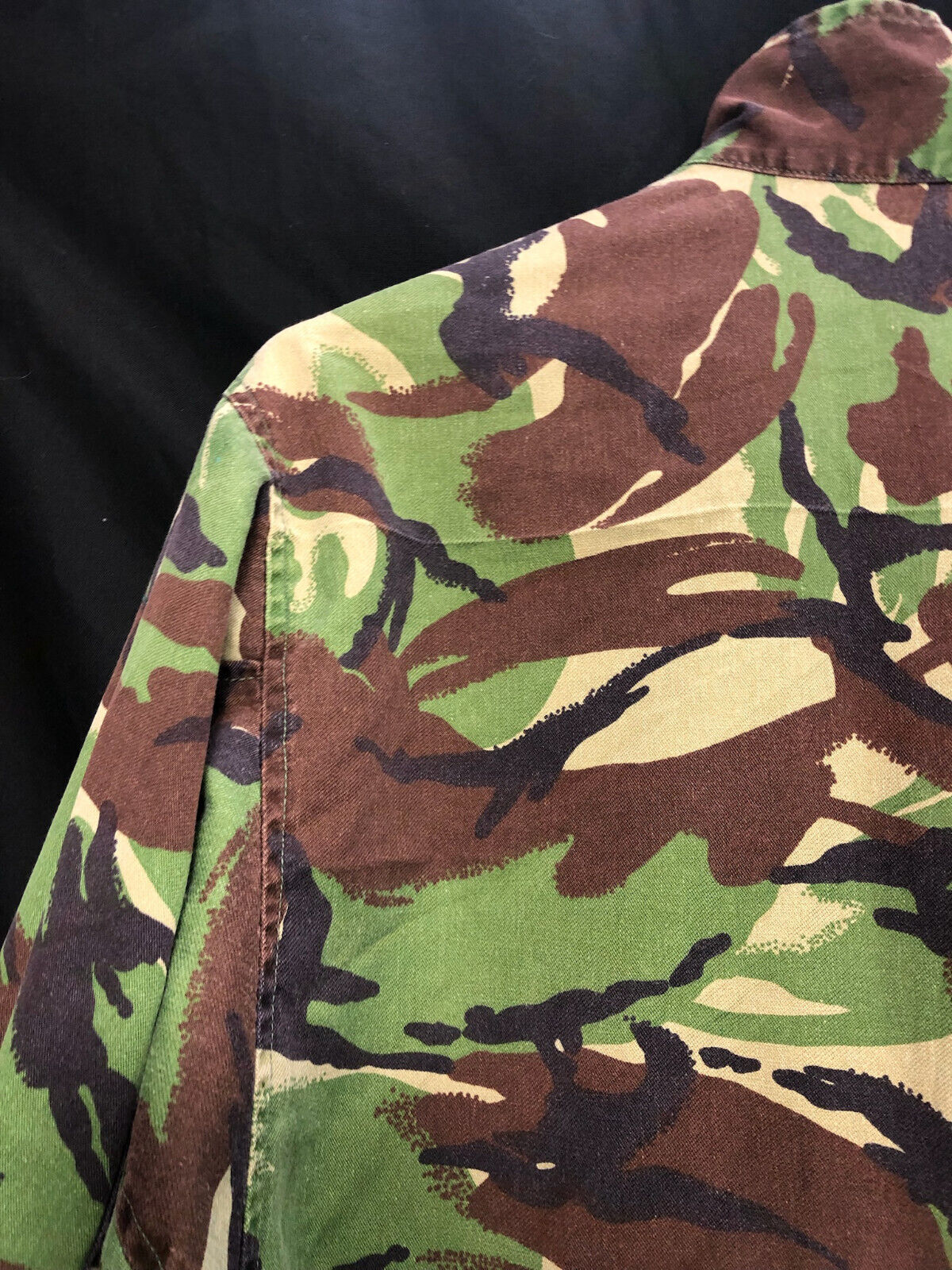 Genuine British Army Camouflage DPM Lightweight Jacket - Size 170/96 - The Militaria Shop