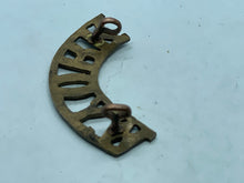 Lade das Bild in den Galerie-Viewer, Original WW1 British Army West York Regiment Shoulder Title - The Militaria Shop