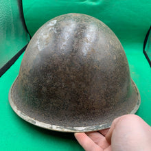 Charger l'image dans la galerie, Original British Army Combat Helmet Mk4 - The Militaria Shop