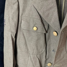 Charger l'image dans la galerie, Original WW2 US Army Class A Dress Jacket 1942 - Private Ryan Prop - 38" Regular - The Militaria Shop