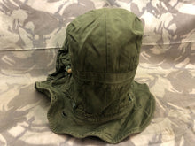 Lade das Bild in den Galerie-Viewer, Original Korean War Era British Army Middle Parka Detatchable Hood - The Militaria Shop