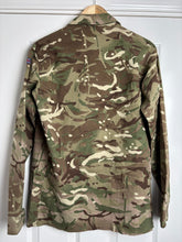 Lade das Bild in den Galerie-Viewer, Surplus British Army MTP Barrack Shirt-Size 180/95 - The Militaria Shop