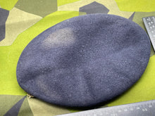 Charger l'image dans la galerie, Original British Army Logistics Corps Beret with Badge - 54cm - The Militaria Shop