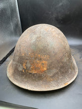 Lade das Bild in den Galerie-Viewer, Original WW2 British/Canadian Army Mk3 Turtle Combat Helmet - The Militaria Shop