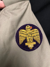 Charger l'image dans la galerie, British RAF/ARMY No6 Dress Jacket Stone - Size 170/88/76 - Royal Anglian - The Militaria Shop