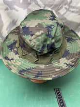 Load image into Gallery viewer, Image #4