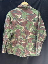 Lade das Bild in den Galerie-Viewer, Genuine British Army DPM Camouflaged Combat Field Jacket - Size 170/112 - The Militaria Shop