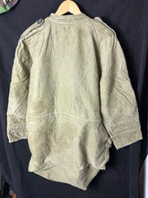 Lade das Bild in den Galerie-Viewer, Genuine British Army Issue 1950s Middle Parka Coat Size 4 - 44" Chest - RARE - The Militaria Shop