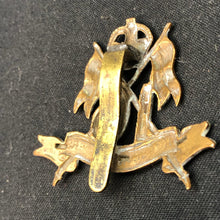 Load image into Gallery viewer, Genuine WW2 British Army Brass Cap Badge - 16th (The Queen's) Lancers - The Militaria Shop