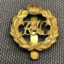 Load image into Gallery viewer, Original WW2 British Army Cap Badge - Royal Armoured Corps RAC - The Militaria Shop