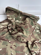 Charger l'image dans la galerie, Surplus British Army MTP Smock Combat Windproof -Size 160/96 - The Militaria Shop