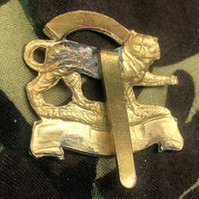 Load image into Gallery viewer, Original WW2 British Army Cap Badge - Leicestershire Regiment - The Militaria Shop